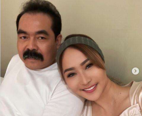 Inul Daratista Ungkap Kesedihan saat Mas Adam Sakit: 30 Tahun Aku Bergantung ke Suami