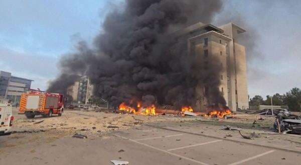 Serangan Rudal Iran Hantam Taman Kantor Microsoft di Israel, 6 Terluka