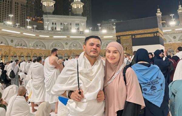 Jelang Puncak Haji, Irish Bella Mohon Maaf dan Doa