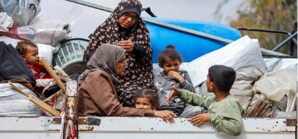 Israel Perintakan Evakuasi, UNRWA: 360.000 Orang Tinggalkan Rafah Pindah ke Lahan Kosong Al-Mawasi