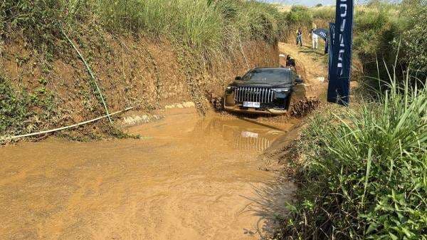 Jaecoo J8 Resmi Diperkenalkan di Indonesia, Siap Meluncur Bulan Depan