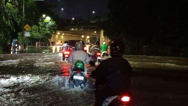54 RT di Jakarta Tergenang Banjir, Ketinggian Air Capai 270 Cm