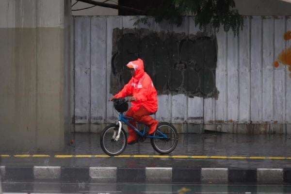 Hujan Masih Turun meski Seharusnya Masuk Musim Kemarau, Imbas Kemarau Basah?