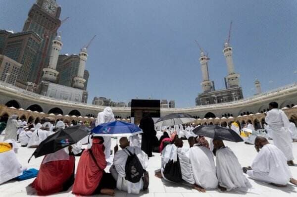 Jelang Puncak Haji, Petugas Perketat Pintu Masuk Tanah Haram dan Gelar Razia Visa Jamaah