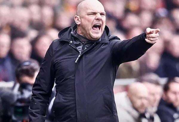 Pelatih Eliano Reijnders di PEC Zwolle Selangkah Lagi Gabung Bali United