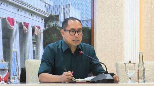 Evakuasi WNI di Iran via Jalan Darat Dimulai, Kemlu: Mohon Doanya