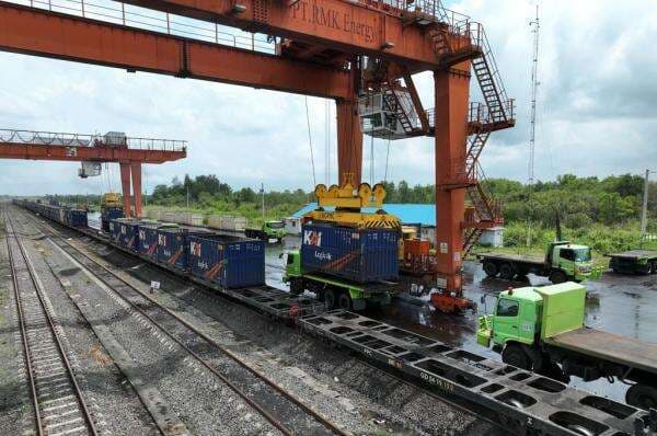 KAI Logistik Berhasil Kelola 5,8 Juta Ton Barang di Triwulan I 2025