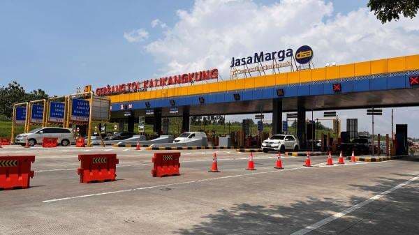 GT Kalikangkung Ramai Lancar, Volume Kendaraan Capai 65 Ribu