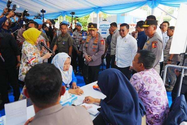 Kapolri Geram Mobil Polisi Dibakar saat Demo Pemakzulan Bupati Pati Sudewo