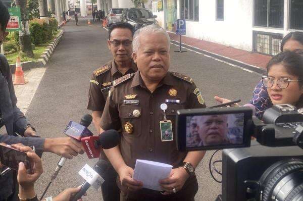 Kejagung Ungkap Alasan Direktur Jak TV Jadi Tahanan Kota, Dikenakan Wajib Lapor