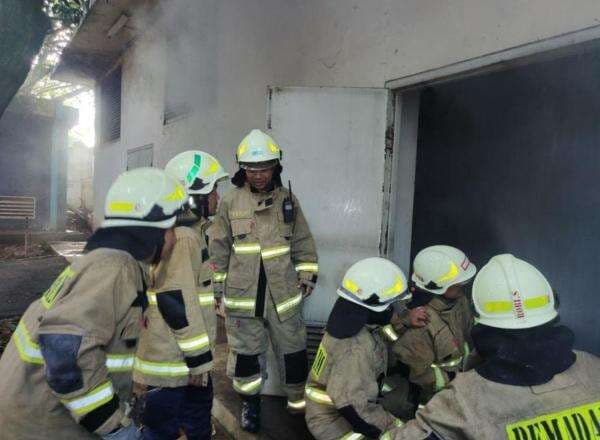 Korsleting Listrik, Ruang Genset di GOR Ciracas Terbakar