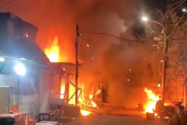 Bukan 1 APAR 1 RT Akarnya, Penyebab Kebakaran di Jakarta karena Korsleting Listrik Bukan 1 APAR 1 RT Akarnya, Penyebab Kebakaran di Jakarta karena Korsleting Listrik