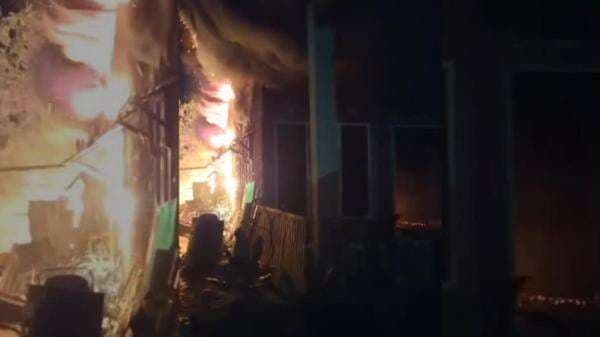 Kebakaran Hebat di Gowa, Rumah dan Tempat Pembuatan Mebel Hangus