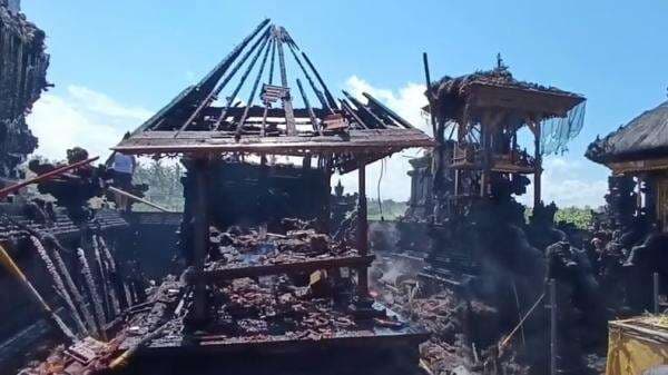 Kebakaran Hebat di Gianyar Bali, 2 Pura Hangus Dilalap Api