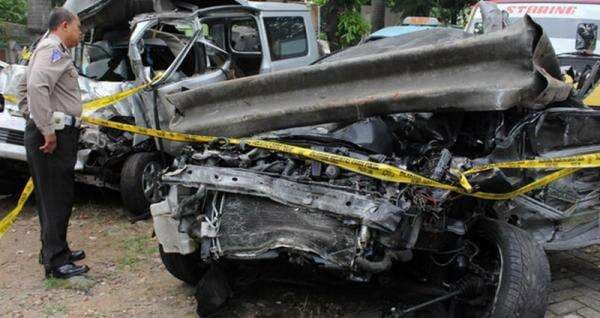 Breaking News! Kecelakaan Maut Terjadi di Tol Cipali, 1 Pemudik Tewas, 3 Luka-Luka