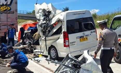 Sopir Travel Jadi Tersangka Kecelakaan Maut Tewaskan 3 Orang di Tol Cisumdawu