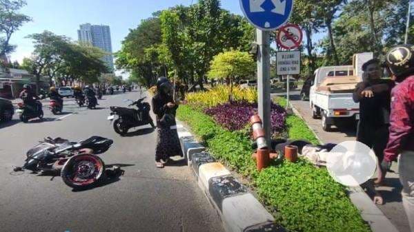 Kecelakaan di Surabaya, Pengendara Motor Sport Tewas Tabrak Beton dan Tiang Rambu
