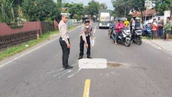 Kecelakaan di Depan SPBU Cibeureum Sumedang, 2 Pelajar Tewas
