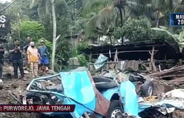 Korban Tewas Kecelakaan Truk Tabrak Angkot di Purworejo Bertambah Jadi 11 Orang