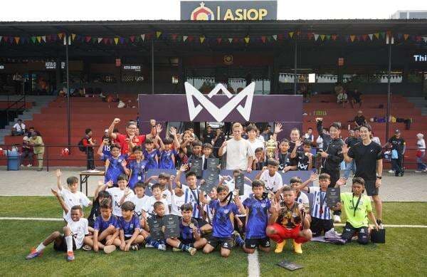 Legenda Jepang Keisuke Honda Diam-Diam Bermanuver di Akar Rumput Sepak Bola Indonesia