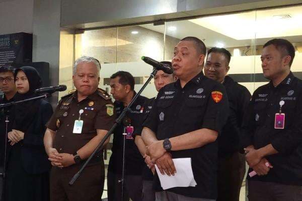 Kejagung Geledah 3 Lokasi terkait Kasus Suap Vonis Lepas Perkara CPO, Sita Mercy-Brompton