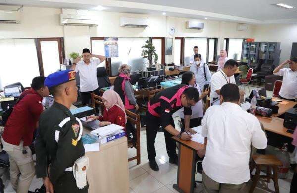 Kejati Acak-Acak Kantor Dindik Jatim, Usut Dugaan Korupsi Dana Hibah SMK Rp65 Miliar