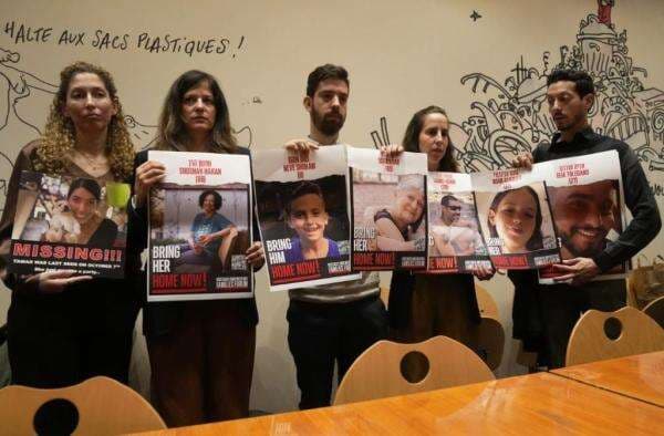 Habis Kesabaran, Keluarga Sandera Israel Desak Netanyahu Jelaskan Strategi Perang di Gaza Habis Kesabaran, Keluarga Sandera Israel Desak Netanyahu Jelaskan Strategi Perang di Gaza