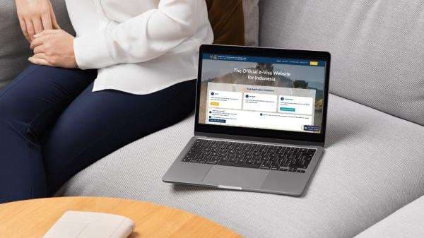 Begini Cara Mengecek Status Permohonan Visa dan Izin Tinggal Indonesia, Mudah!