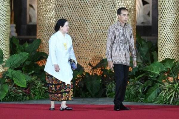 Kenakan Kain Endek saat Bertemu Jokowi, Nitizen Sanjung Sikap Politik Puan