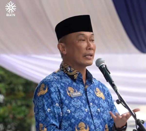 Kepala BKN Ingatkan PNS Baru Bangun Aura Positif: Tahan Jari dan Mulut di Media Sosial