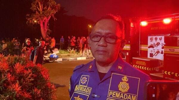 Kerahkan 16 Mobil Damkar, Pemadaman Kebakaran Gudang Peluru TNI Dilakukan dari Jarak 200 Meter