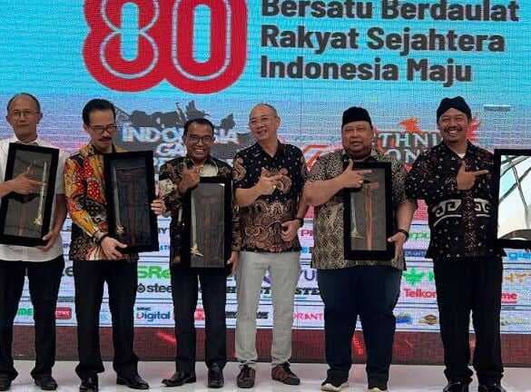 2 Keris Pusaka Presiden Prabowo Motif Bali Dipamerkan di Surabaya