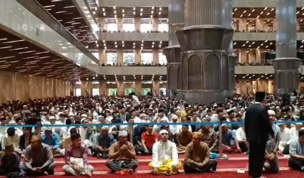 Khatib Sholat Id Masjid Istiqlal: Idul Fitri Hari Wisuda Bagi Umat Muslim yang Lulus