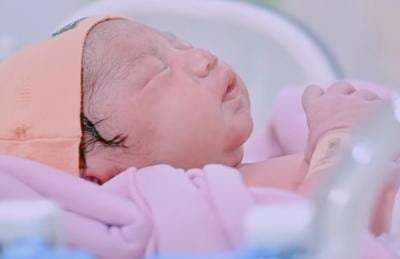 Kiky Saputri Dikaruniai Anak Perempuan, Dipanggil Baby Kayya