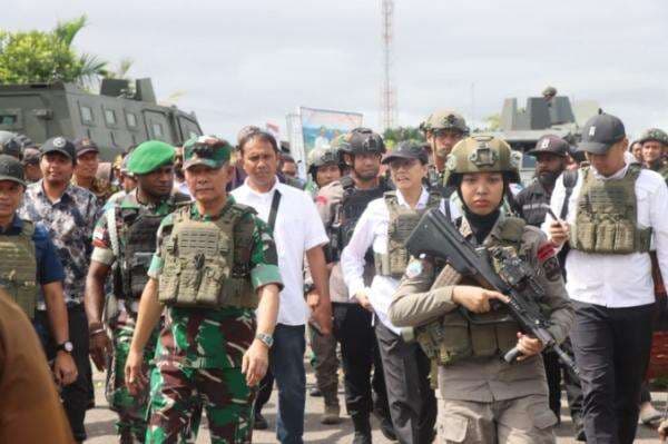 Aksi Jenderal Kopassus Ahli Perang Hutan Kawal Menhan Sjafrie dan Sri Mulyani Sambangi Basis OPM