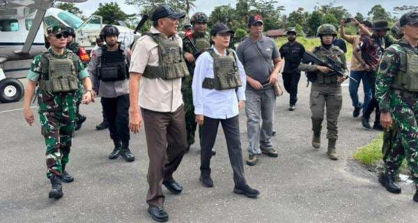 Cerita Menegangkan Sri Mulyani Bersama Menhan Kunjungi Pasukan TNI di Basis KKB Teroris di Nduga Cerita Menegangkan Sri Mulyani Bersama Menhan Kunjungi Pasukan TNI di Basis KKB Teroris di Nduga