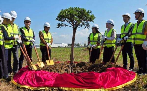 Kalbe (KLBF) Bangun Pabrik Bahan Baku Obat di Deltamas Rp650 Miliar