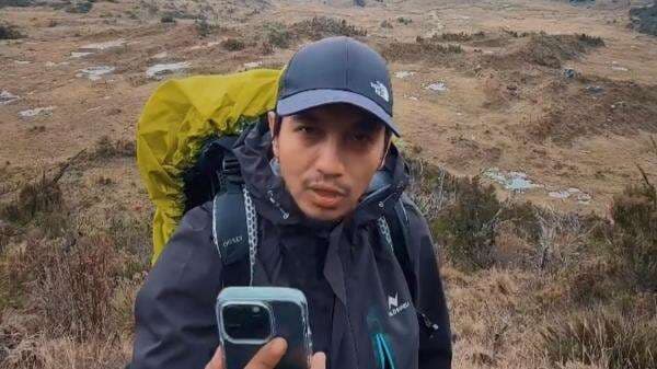 Fiersa Besari Dipastikan dalam Kondisi Baik dan Aman usai Mendaki Puncak Carstensz