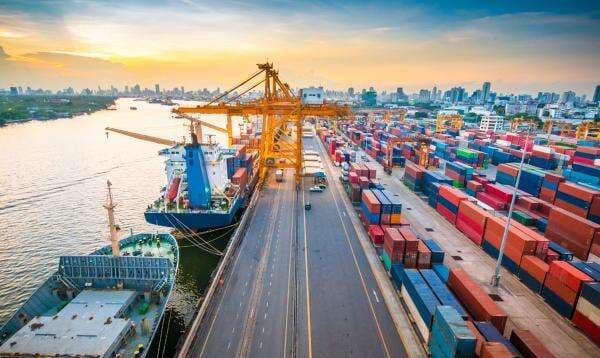 Pelayaran China Hadapi Masalah Akibat Tarif AS, Kiriman Kontainer Turun Tajam