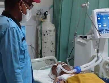 Brutal! Puluhan Pria Bersenjata Tajam Serang Sekuriti di Batam, 1 Kritis 4 Luka