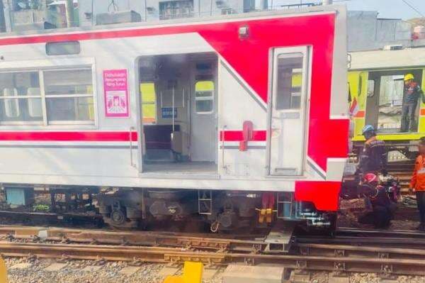 KAI Commuter Investigasi Penyebab KRL Anjlok di Stasiun Jakarta Kota