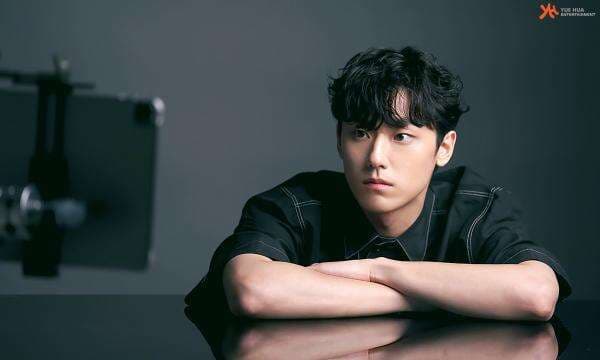 Selesai Wamil, Lee Do Hyun Comeback Lewat Drama Grand Galaxy Hotel