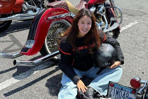 Lee Si Young Panen Hujatan Imbas Touring Moge saat Hamil 7 Bulan