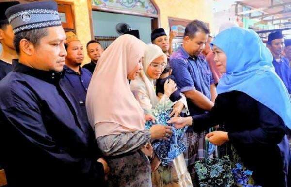 Longsor Tutup Jalur Alternatif Cangar yang Menghubungkan Mojokerto-Kota Batu