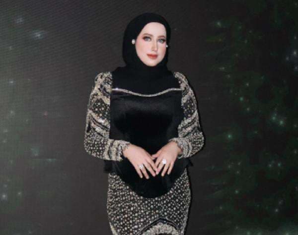 Potret Glamor Tasyi Athasyia saat Hadiri Resepsi Luna Maya dan Maxime Bouttier