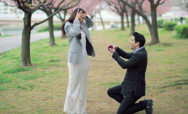 Maxime Bouttier Blakblakan Ungkap Proses Lamaran ke Luna Maya: Bingung karena Hal Ini