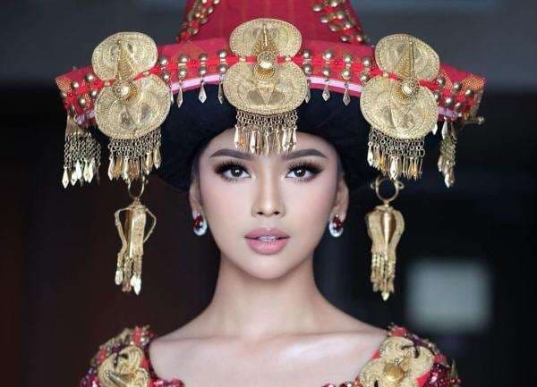 Lyodra Ginting Pakai Baju Adat Karo Karya Lisa Ju, Begini Filosofinya