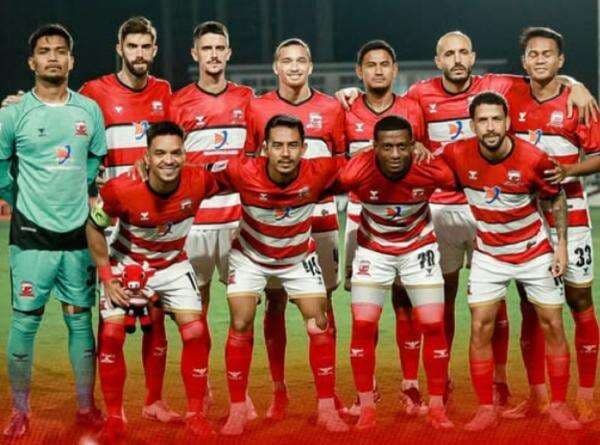 Pesan Menyentuh Pelatih Madura United Berada dalam Bayang-Bayang Degradasi Liga 1 2024-2025