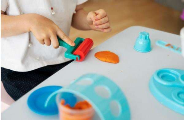 Segudang Manfaat Bermain Sensorik, Bikin Anak Makin Kreatif