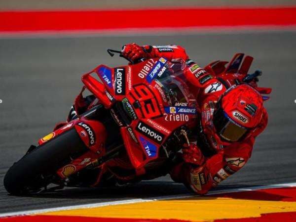 Mantan Pembalap MotoGP, Ruben Xaus Kagum dengan Manuver Agresif Marc Marquez